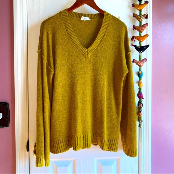For The Republic Sweaters - Goldenrod belle sleeved v-neck sweater